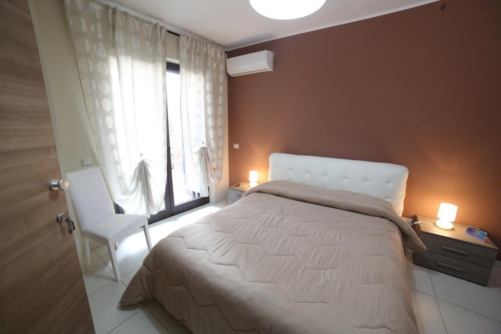 B&B Ciclopi Aci Castello Kültér fotó